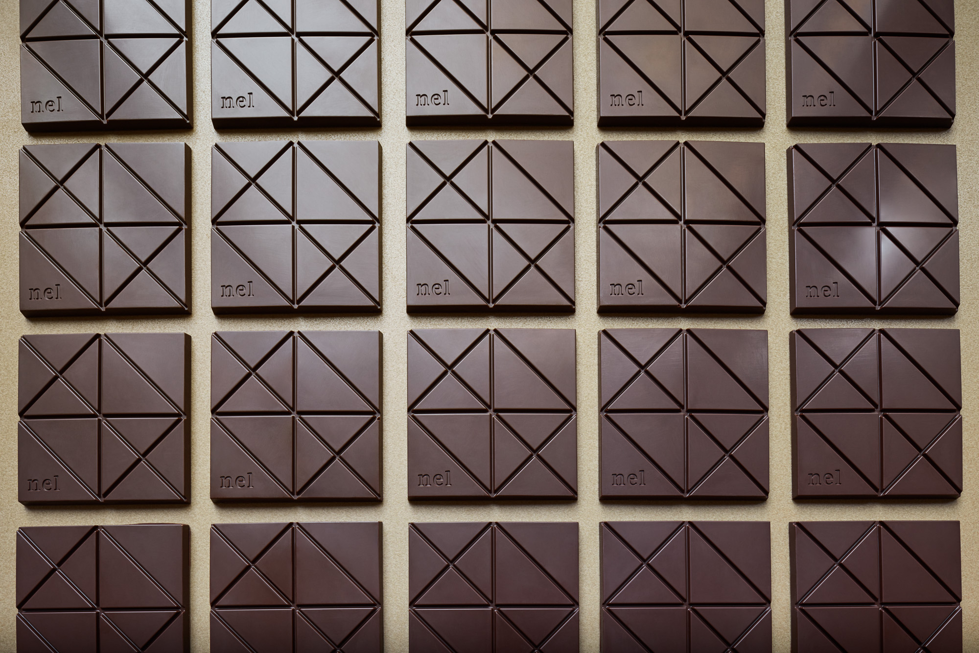 2月6日(木)~2月14日(金) ”nel CRAFT CHOCOLATE TOKYO” Valentine POP UP SHOP開催決定! 2月6日(木)~2月14日(金) ”nel CRAFT CHOCOLATE TOKYO” Valentine POP UP SHOP開催決定!