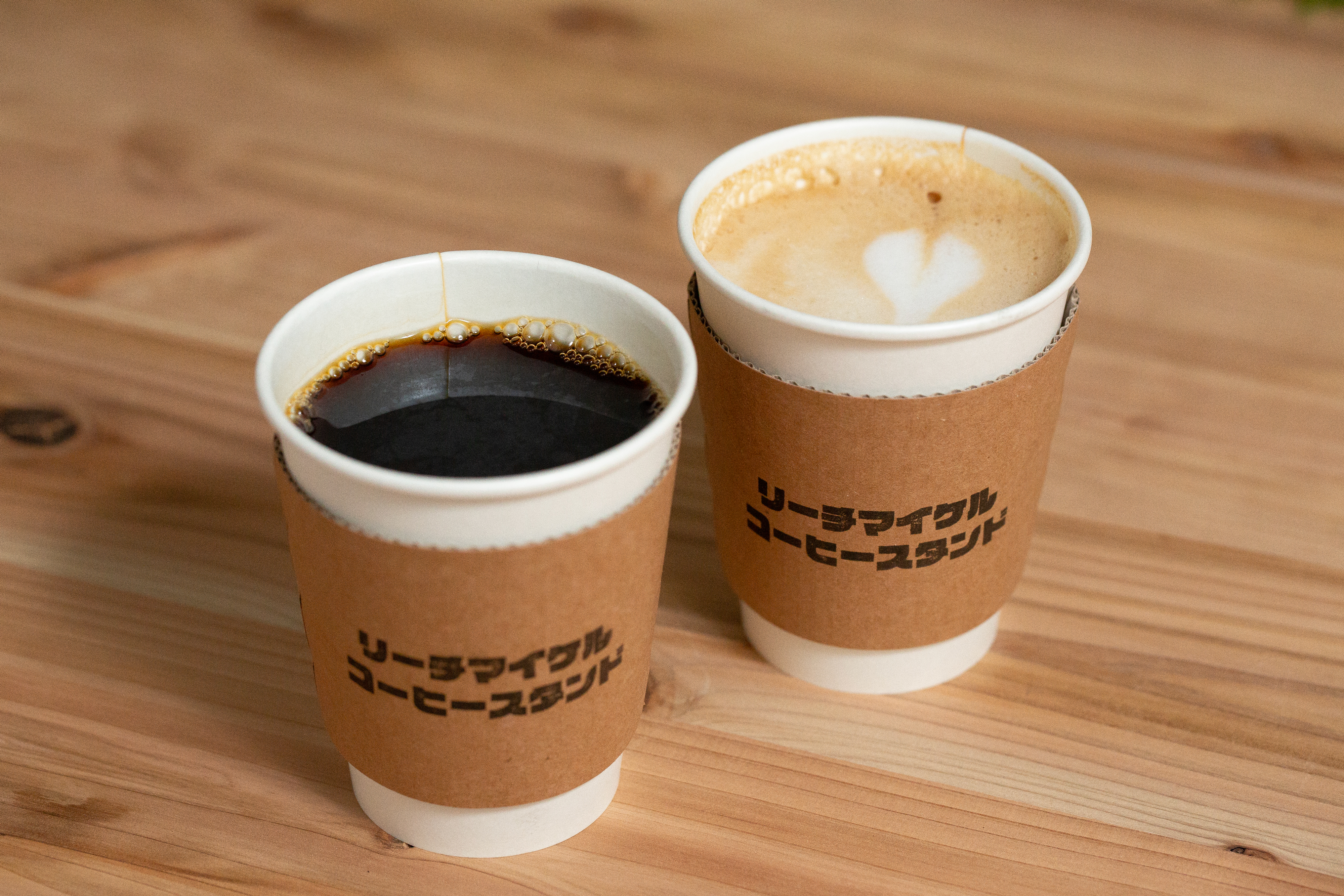 リーチ マイケル選手のオリジナルコーヒーを提供するコラボキッチンカー&カフェ 「リーチ マイケル コーヒースタンド」が丸の内に登場